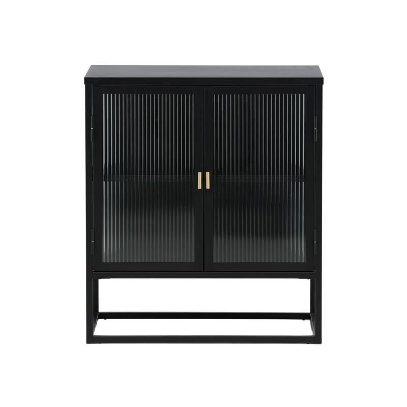 Buffet vitrine noir en acier laqué mat, deux portes en verre nervuré, poignées en laiton et piètement traîneau, fond blanc