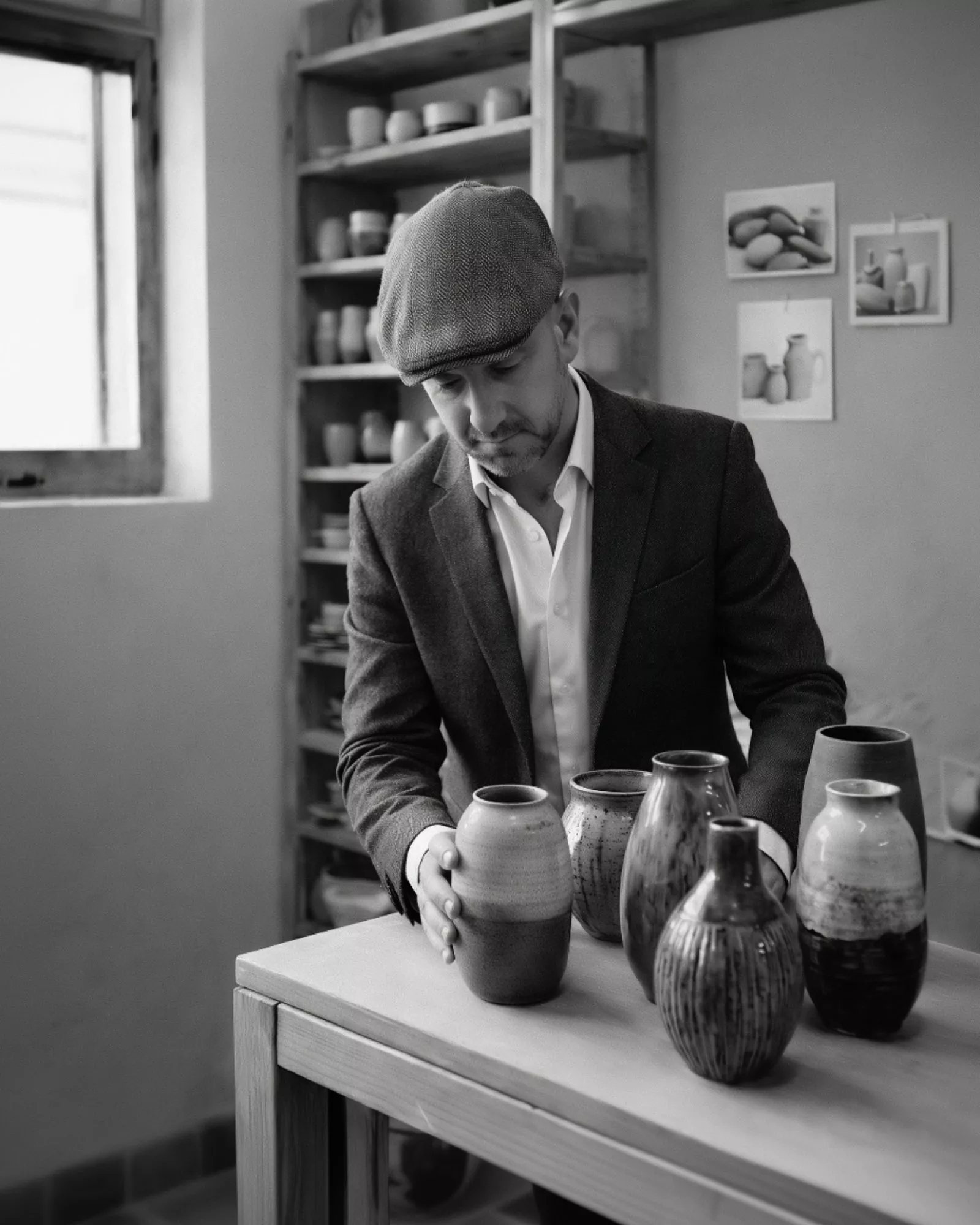 Sélection de vases, étude des matières et finitions