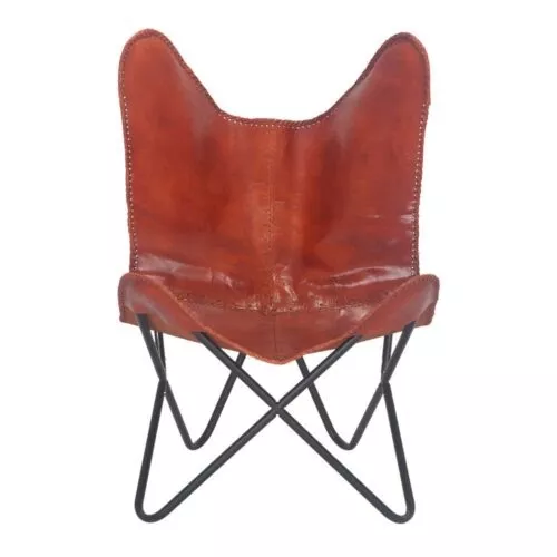 Fauteuil butterfly en cuir pleine fleur caramel, vue de face, structure tubulaire acier noir mat, fond neutre