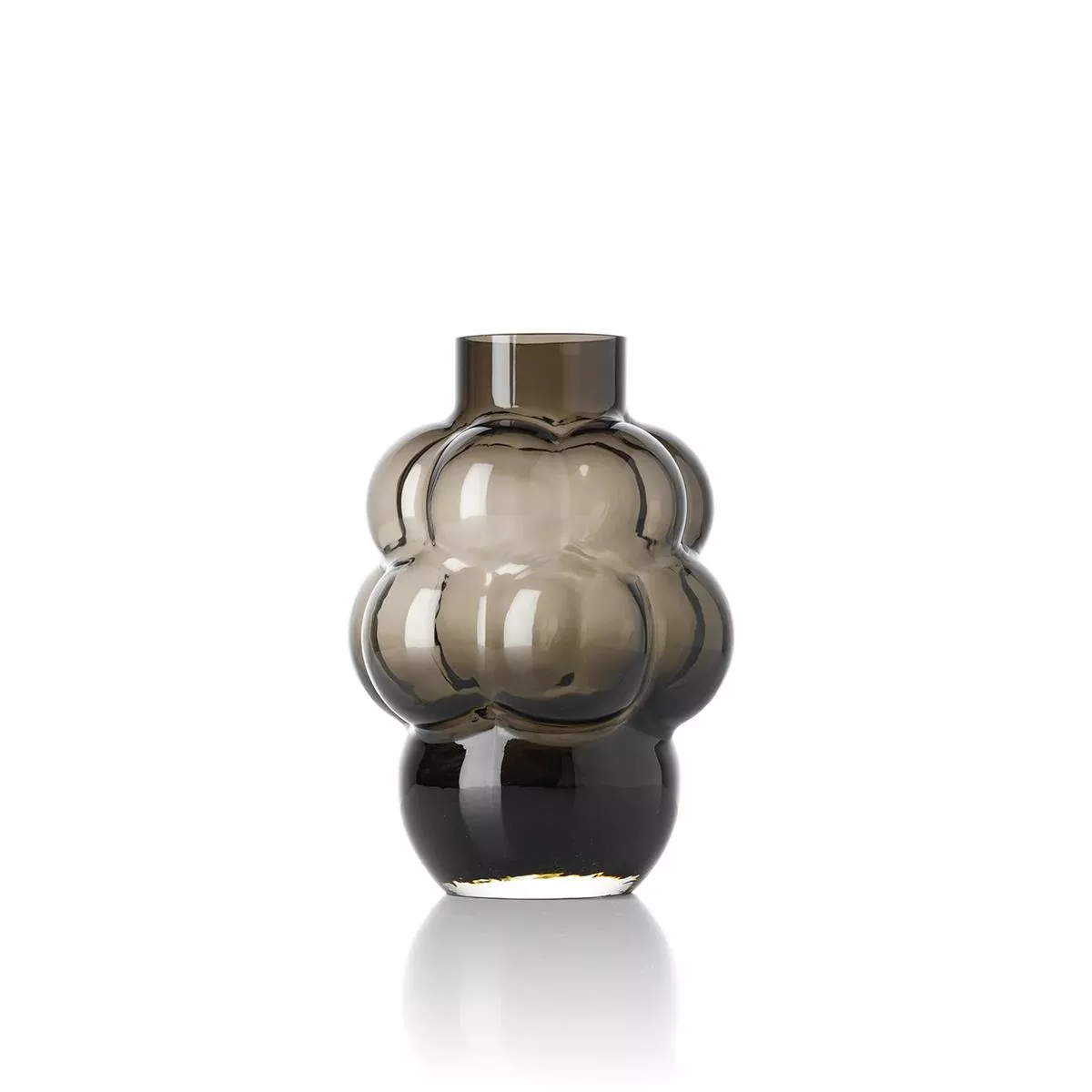 Vase en verre recyclé gris fumé en grappe de trois lobes sphériques, col cylindrique court, sur fond neutre