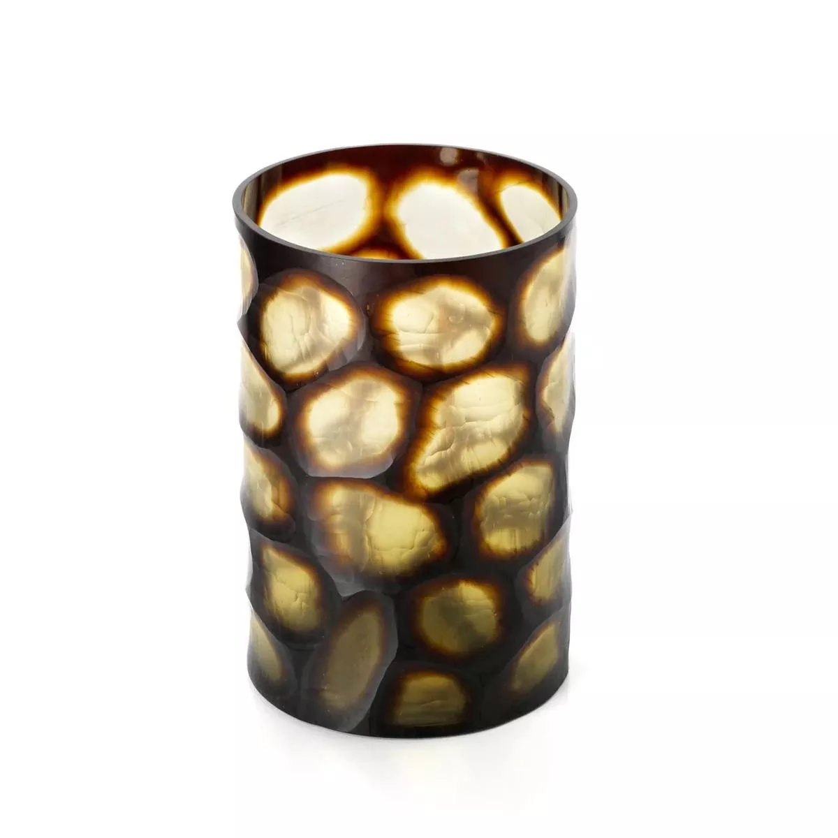 Verre soufflé ambré à motif écaille de tortue, vue de trois-quarts haute, fond neutre clair, finition satinée