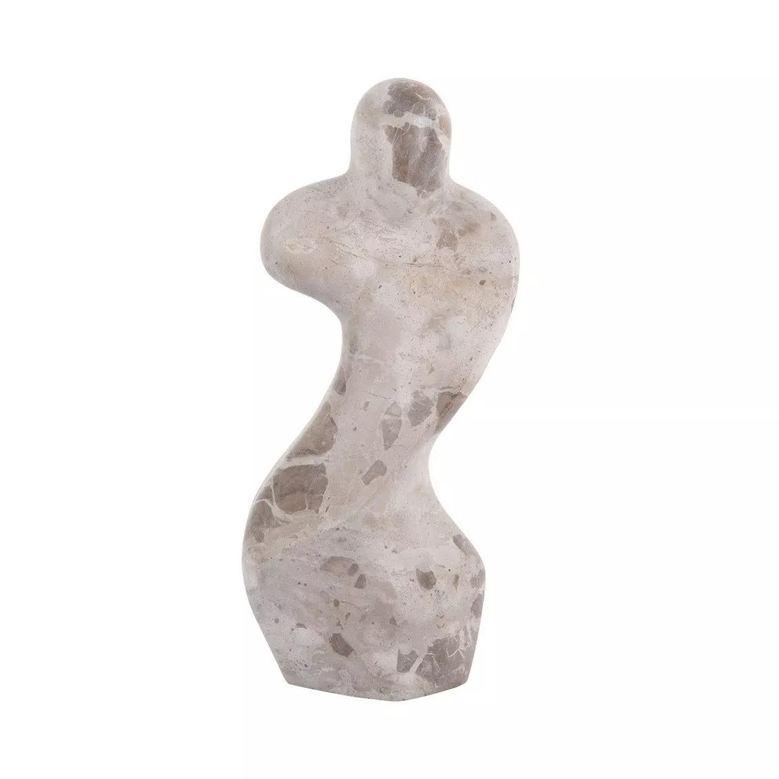 Silhouette féminine taillée dans un bloc de marbre veiné brun et gris, vue de trois-quarts sur fond neutre